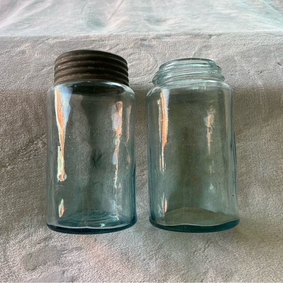 VINTAGE Knowlton Vacuum Star Fruit Jar (Set of 2) - Picture 3 of 6